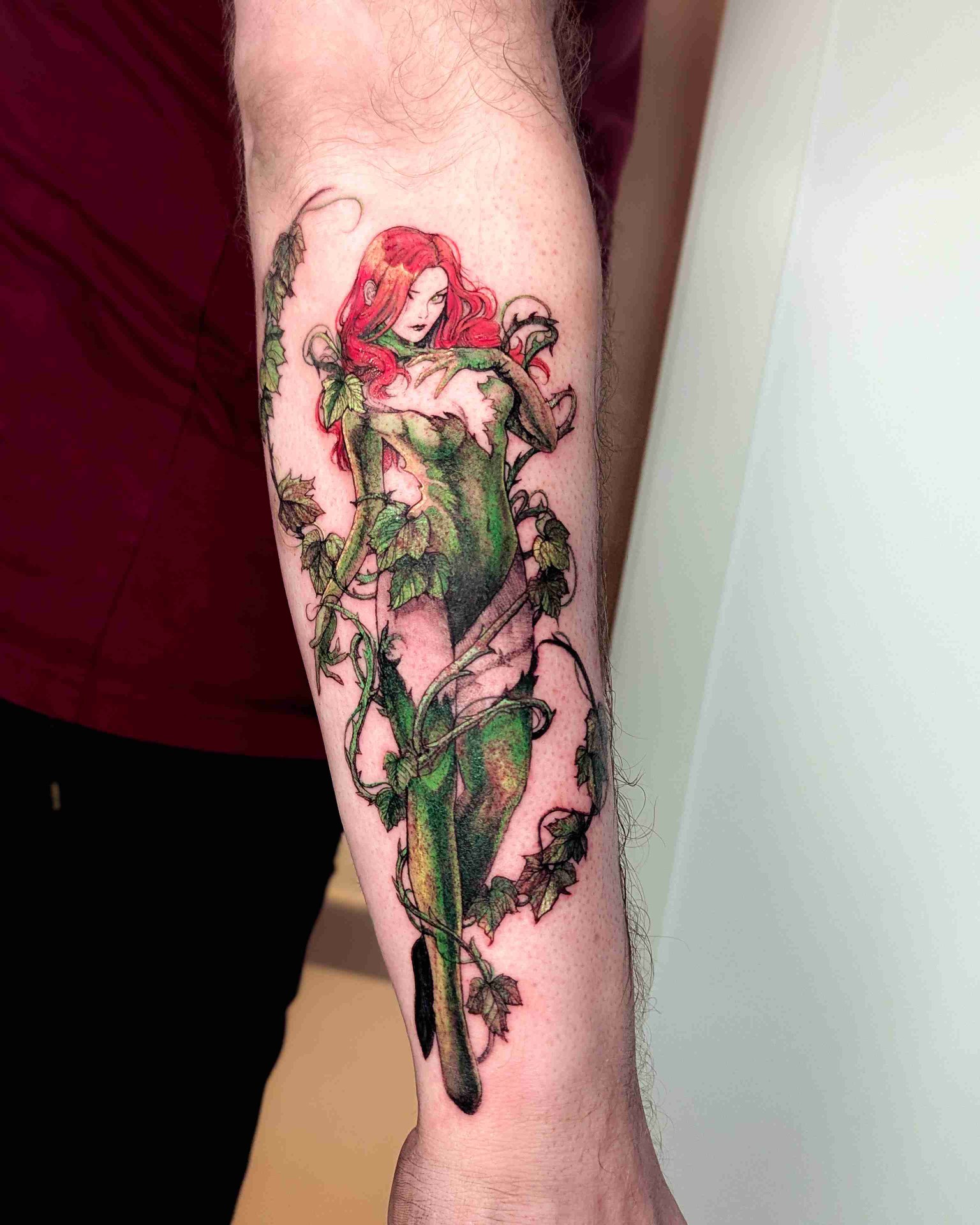 Tatouage chouette et lune blackwork noir